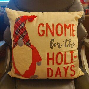 Christmas Gnome For The Holidays Square Decorative Throw Pillow EUC